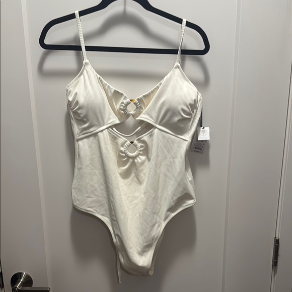 🆕 Shade & Shore White One-Piece Swimsuit. L 12-14. NWT💥 - Picture 1 of 6